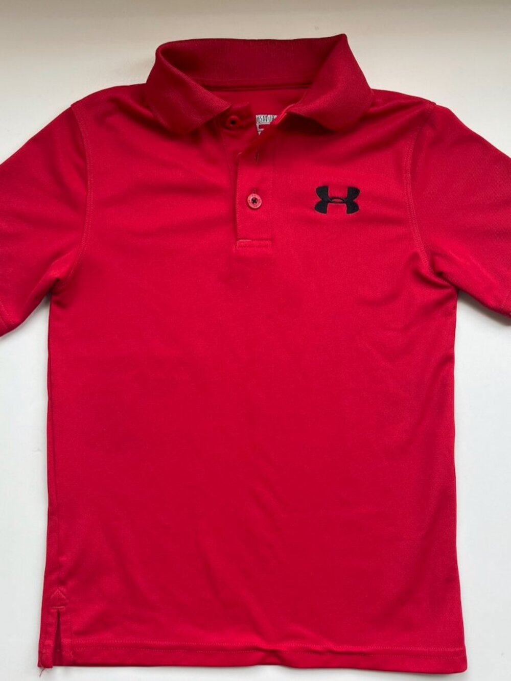 Boys Red Under Armour Polo Shirt Size Small